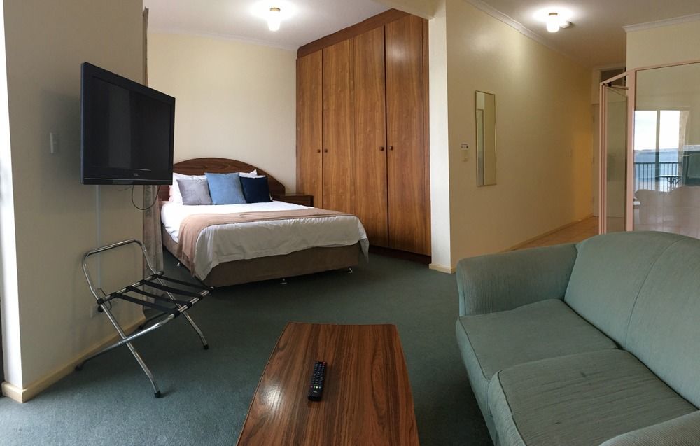 Limani Motel Port Lincoln Exterior photo