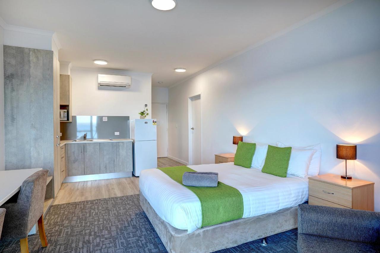 Limani Motel Port Lincoln Exterior photo